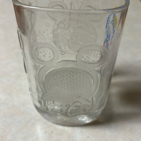 Mickey Mouse at Animal Kingdom Celebrate 2000 McDonald’s glass - Picture 4 of 8